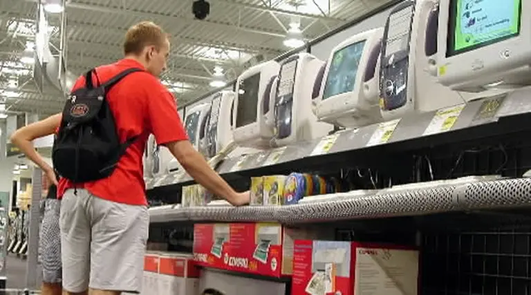 ¿Qué pueda hacer usted con una computadora personal vieja?