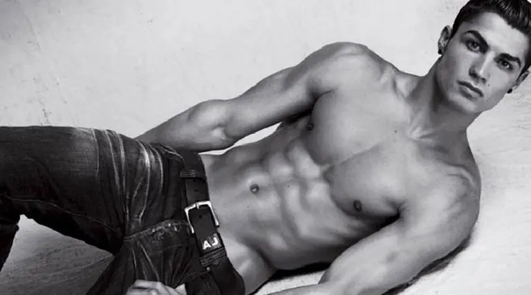 Armani volvió a apostar por Cristiano Ronaldo como imagen de marca