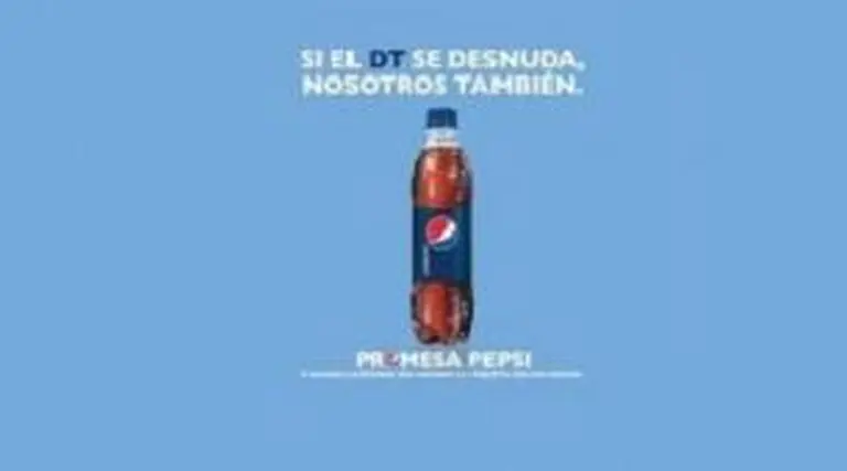 Pepsi imita a Maradona y promete desnudarse si la Argentina es campeón
