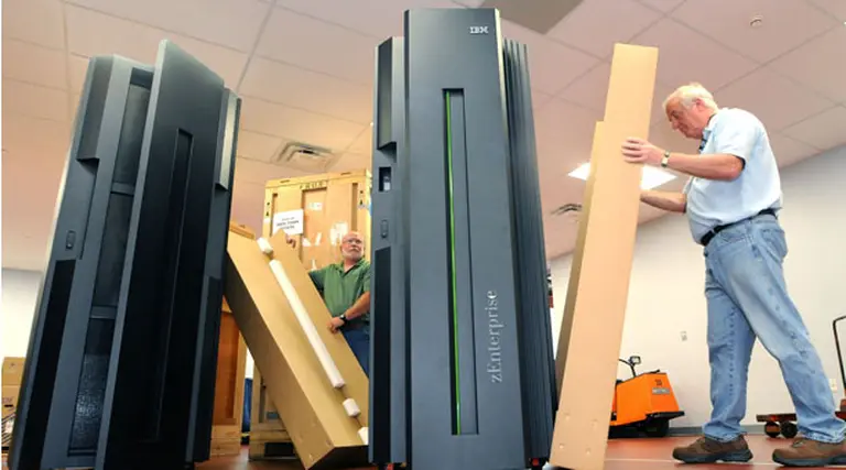 IBM lanza el modelo de servidor más rápido y eficaz del mundo