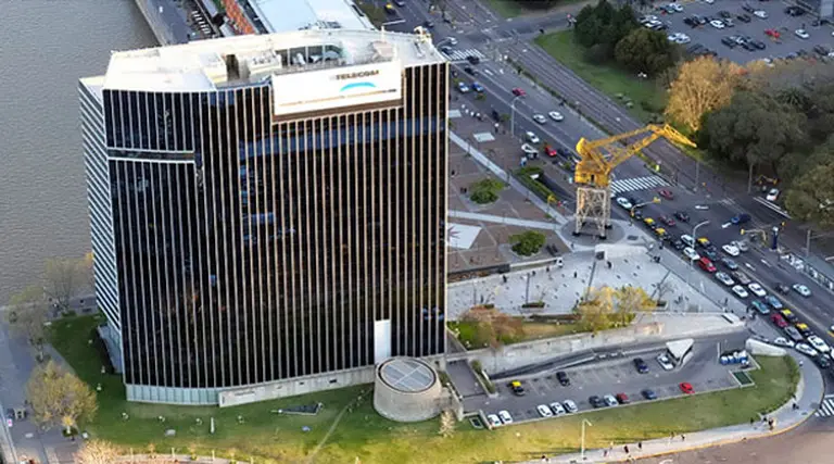 Telecom implementa un programa de equilibrio para 15.000 trabajadores