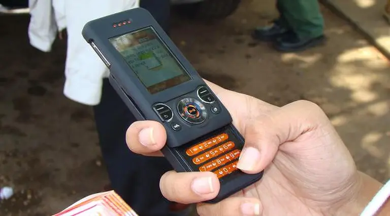 Lanzan un nuevo sistema para llegar a millones de usuarios con SMS