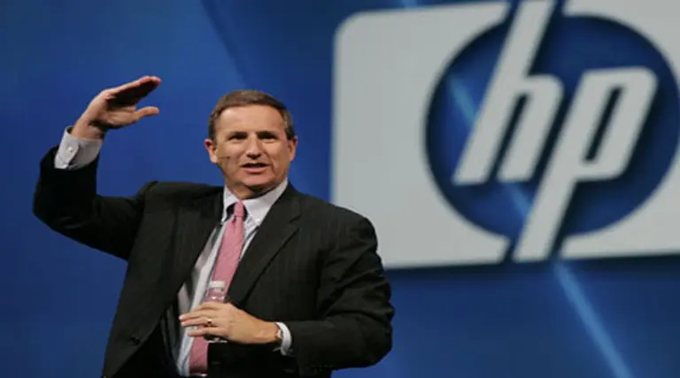 Oracle ofrece al ex CEO de HP un salario base anual de 950.000 dólares