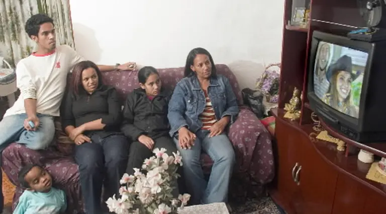 Llevarán la televisión digital abierta a 8.100 escuelas rurales