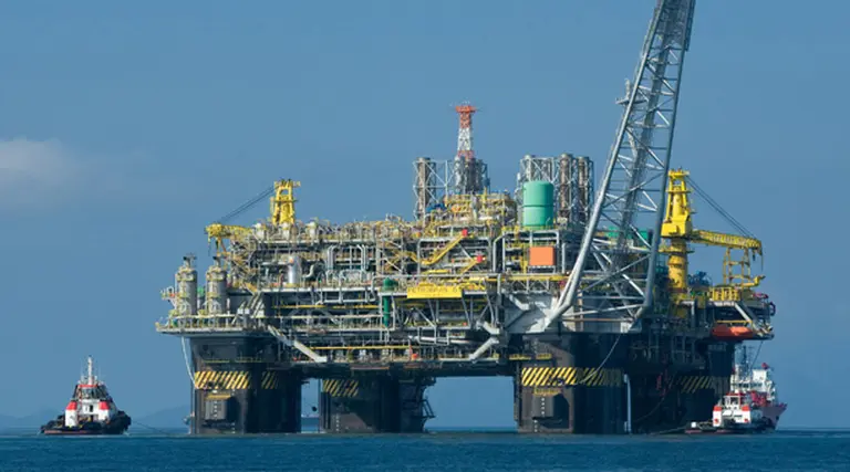 Repsol se une al gigante chino Sinopec para desarrollar proyectos en Brasil