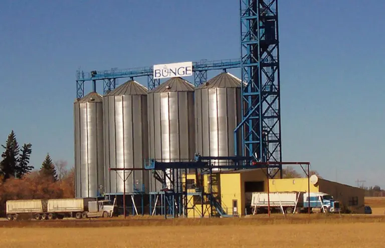 Allanan las oficinas de Bunge por presunta evasión de $1.100 M