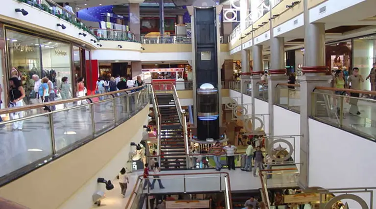 IRSA concretó la compra de la participación de Parque Arauco en el Alto Palermo