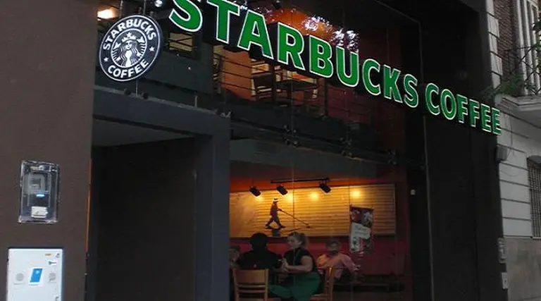 Starbucks inaugura dos nuevos puntos de venta en Capital Federal