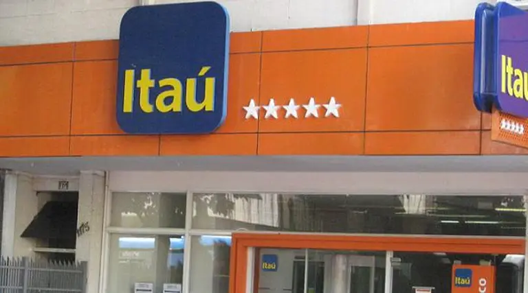 Itaú lanzará una oferta por el proveedor de tarjetas Redecard