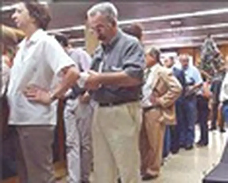 Bonistas argentinos demandan a bancos locales por mala praxis