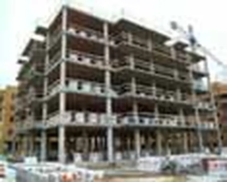 El metro cuadrado de vivienda cuesta más de dos sueldos