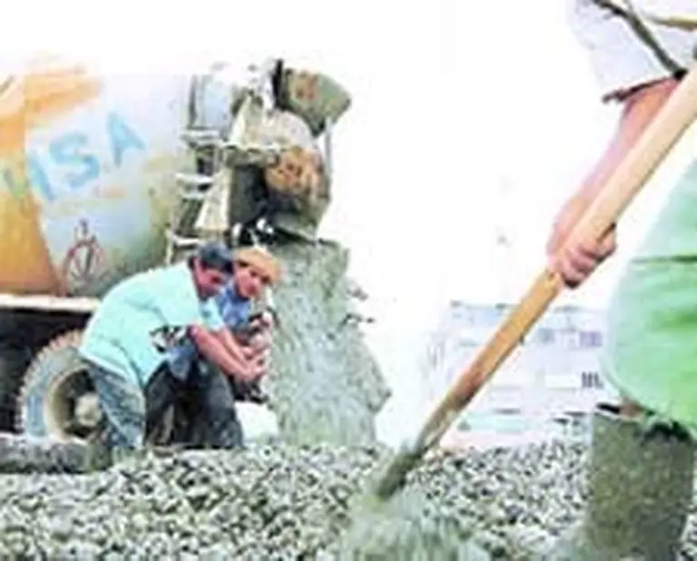 Economí­a dará luz verde a la fusión Loma Negra-Camargo Correa