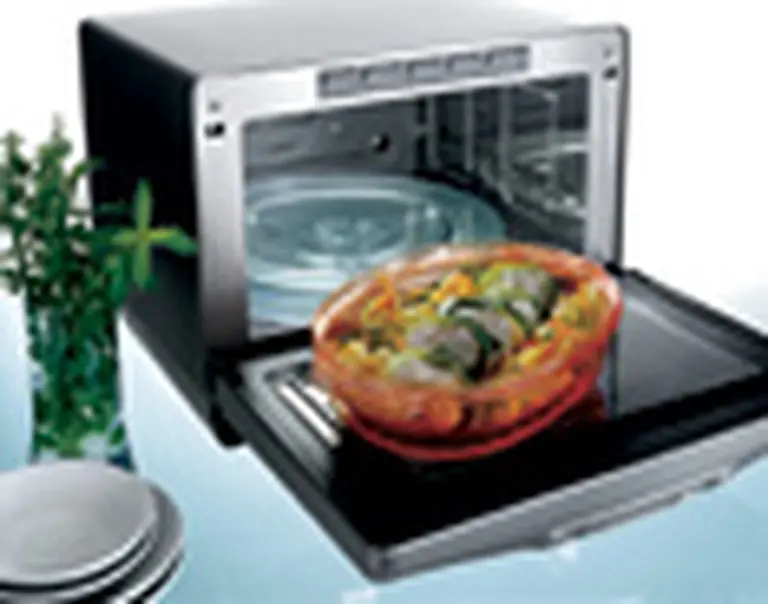 Otra mano en la cocina