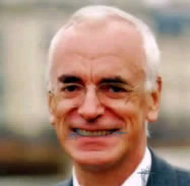 Francia envió explicaciones sobre las opiniones de Lott contra Kirchner