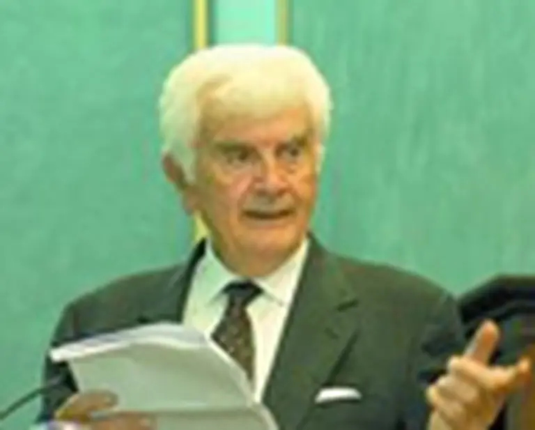 "La sociedad argentina ve en el Estado un enemigo que recauda"