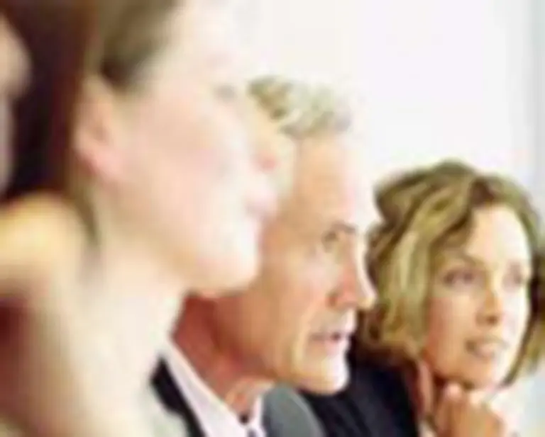 Inversores internacionales mejoran su opinión sobre el mercado local