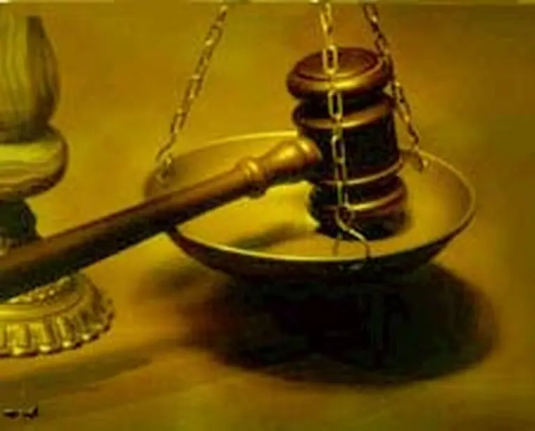 Ordenan a la Iglesia a indemnizar a un joven que fue violado por un sacerdote