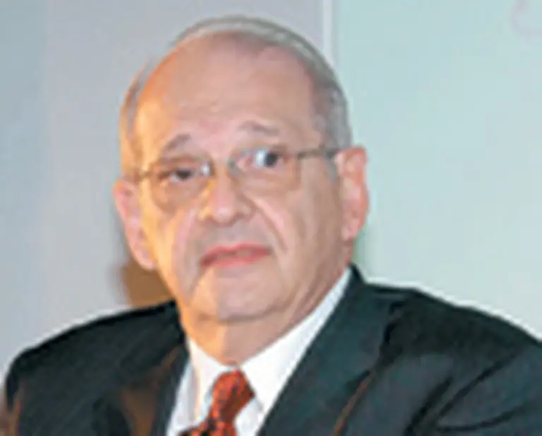 "Las normas del GAFI hacen del escribano un investigador"