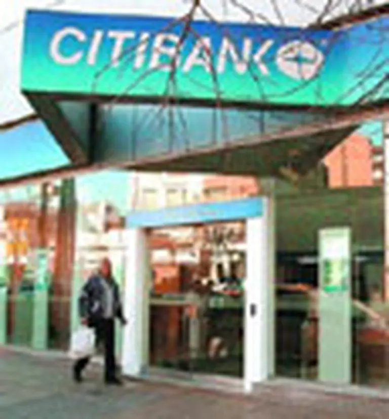 Ordenan al Citibank a cesar mal manejo de datos personales