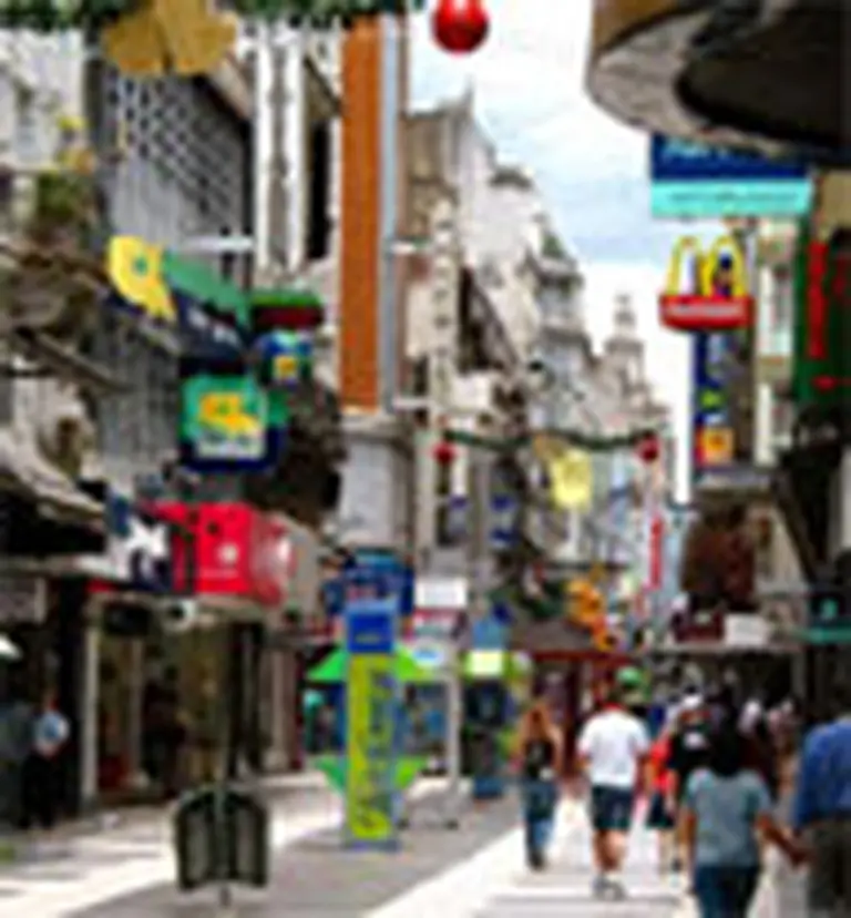 Exigen exhibir el valor de cambio de la moneda extranjera