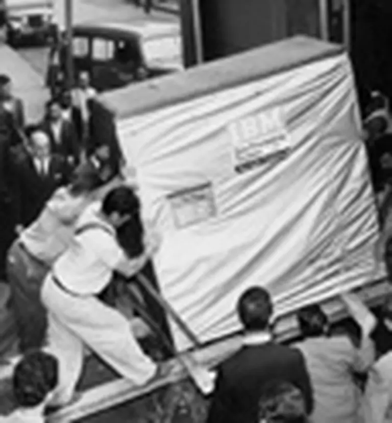 Hace medio siglo nací­a el disco duro, el almacén de la PC