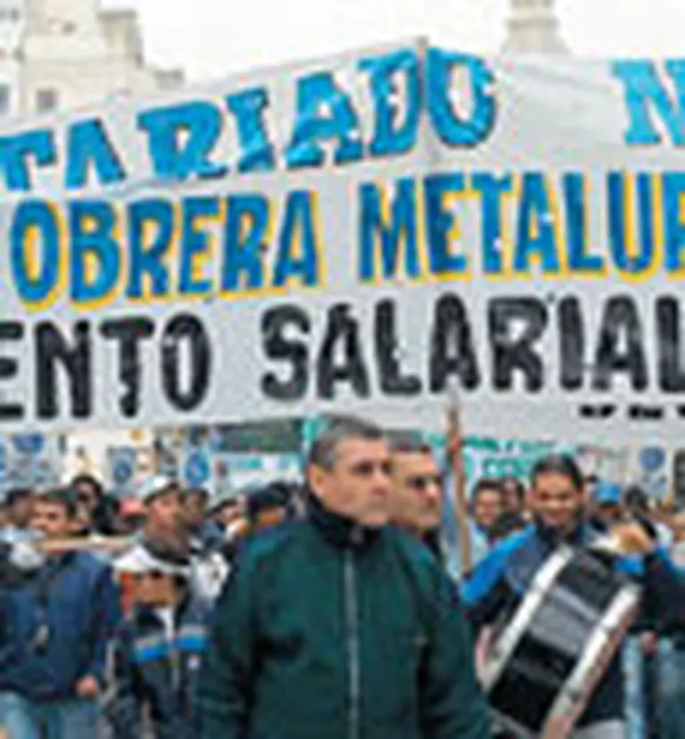 El salario básico de convenio promedio subió hasta 23%