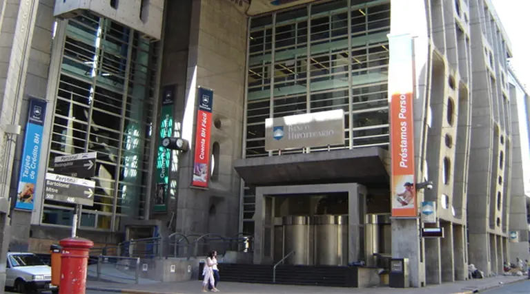 Imparables, las acciones del Banco Hipotecario subieron más del 14%