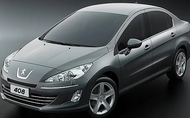 Ví­a libre para el Peugeot 408: tras la presentación oficial desembarca en el mercado