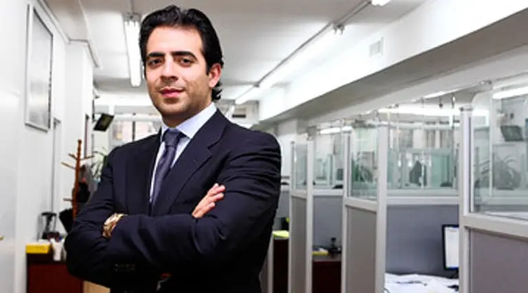 Conozca al joven agente que convenció a Slim de comprar una casa en Nueva York