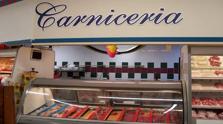 Grandes supermercados lanzaron ofertas de cortes de carne por las fiestas