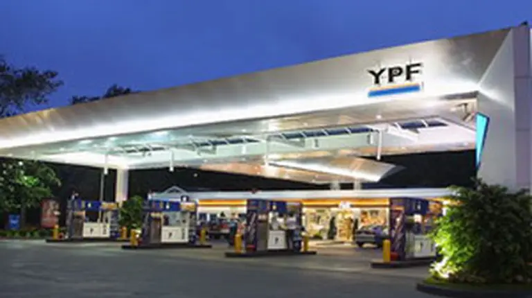 Repsol comenzó a vender acciones de YPF en la bolsa porteña