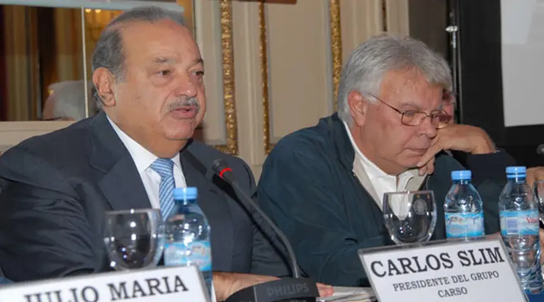 Slim predice una Argentina lejos del subdesarrollo y confirma inversiones por u$s420 millones