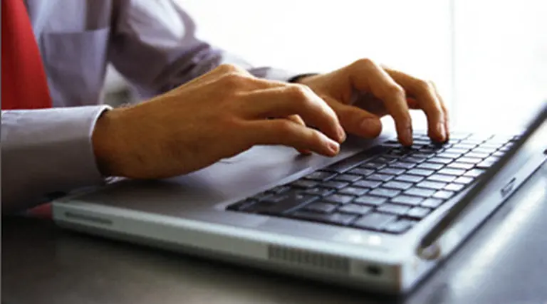 Cada vez más empleados bonaerenses se capacitan por Internet