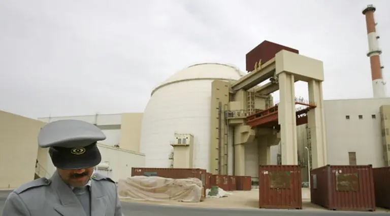 Irán acusa fallas en su plan nuclear a enemigos informáticos