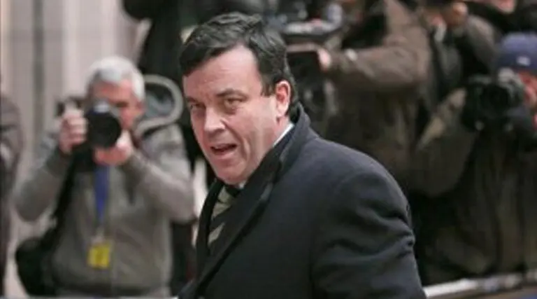 Irlanda descarta el default y dice que pagará su deuda