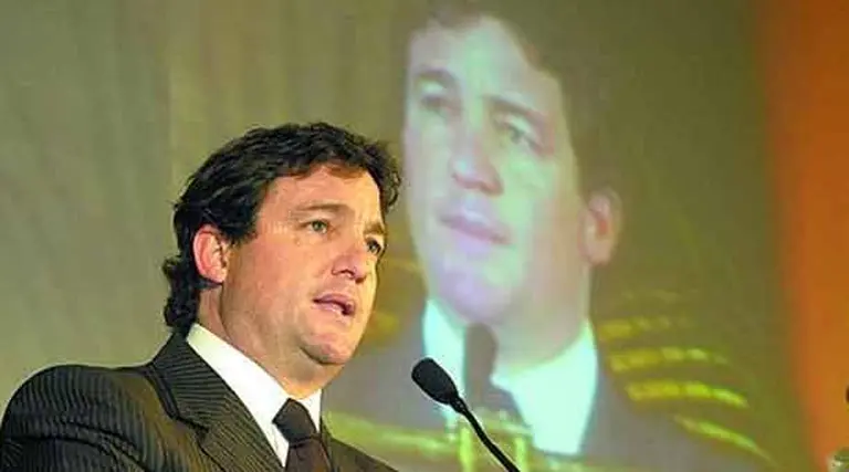 El presidente de Edenor admitió que hay cortes de luz pero negó "colapso"