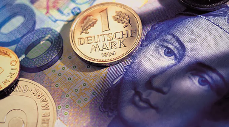 La mitad de los alemanes quiere dejar el euro y volver al marco