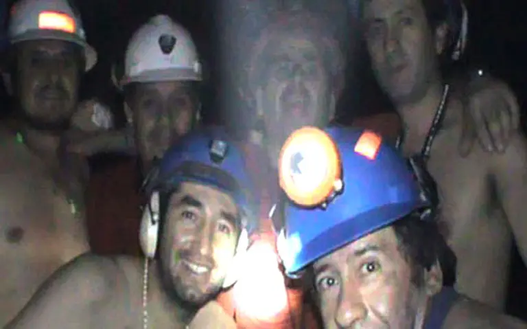 Sin acusados, se cierra caso de los 33 mineros chilenos atrapados