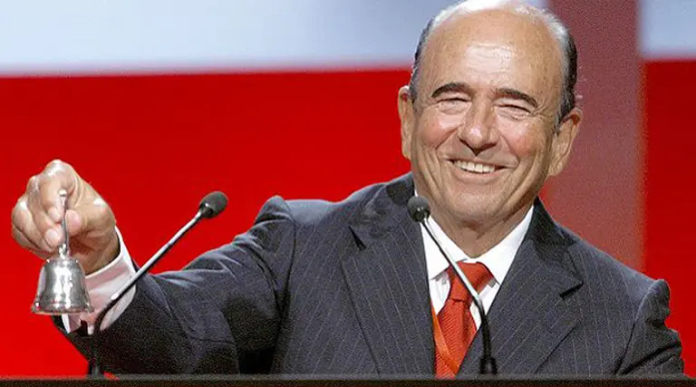 El banco Santander Rí­o anunció que cotizará en la Bolsa argentina