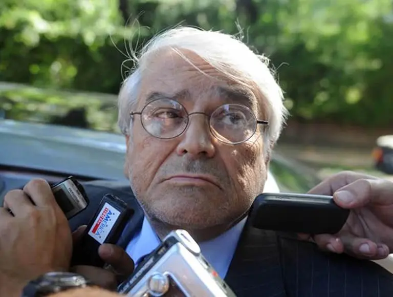 Al asumir la presidencia de UIA, Méndez dijo que Argentina tiene "problemas de competitividad"