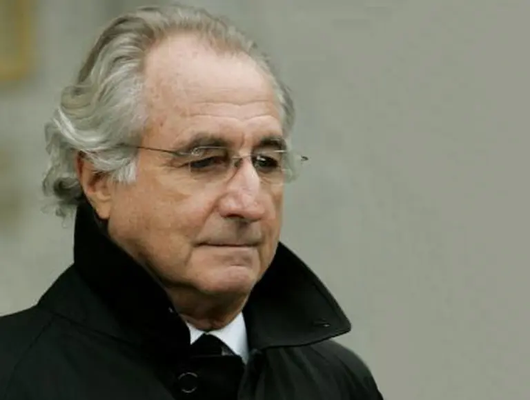 Murió Bernie Madoff, el autor de la mayor estafa piramidal de la historia