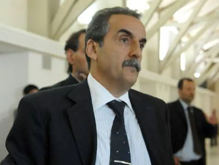 Moreno multa a dos consultoras con $500.000 por difundir "datos inexactos" de inflación