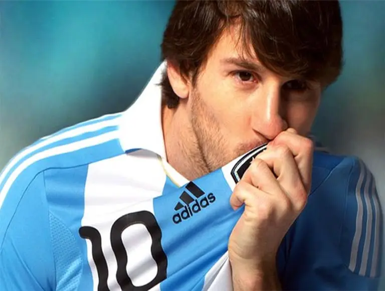 En Facebook, la Selección mostró la camiseta 2011