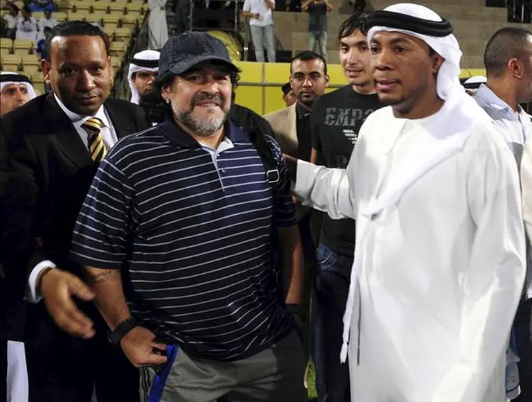 Otro trago amargo para Diego Maradona: fue despedido y ya no será el técnico de Al Wasl