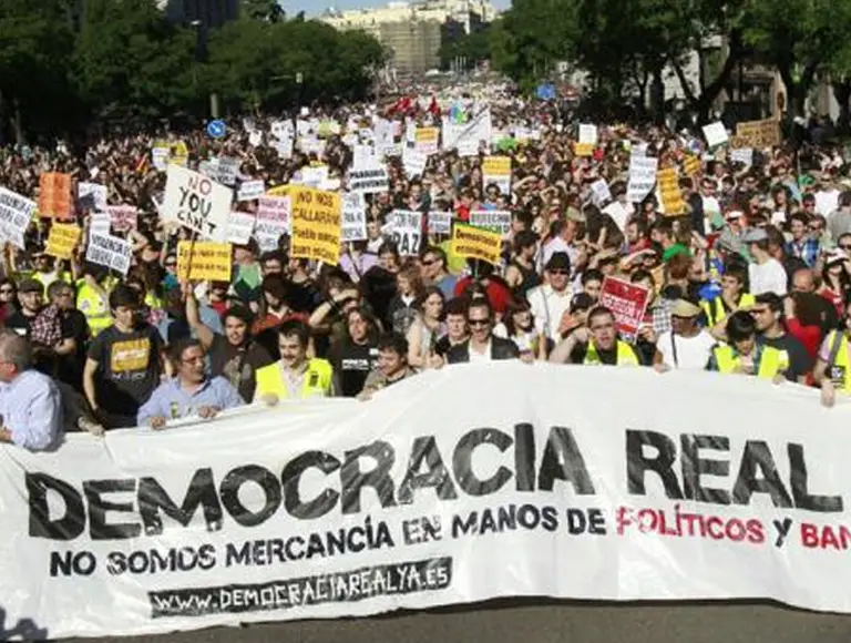 Por la crisis económica, España sufre una nueva "fuga de cerebros"