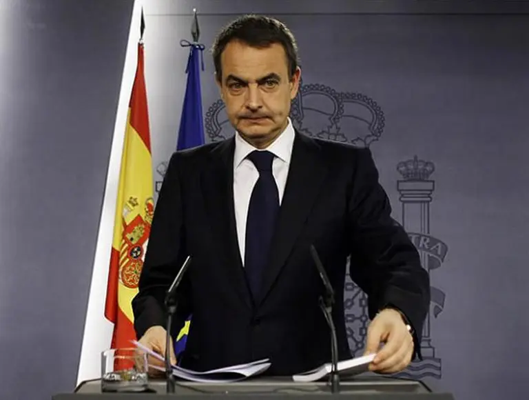 España colocó deuda a una tasa que ya la ubica en zona de alto riesgo