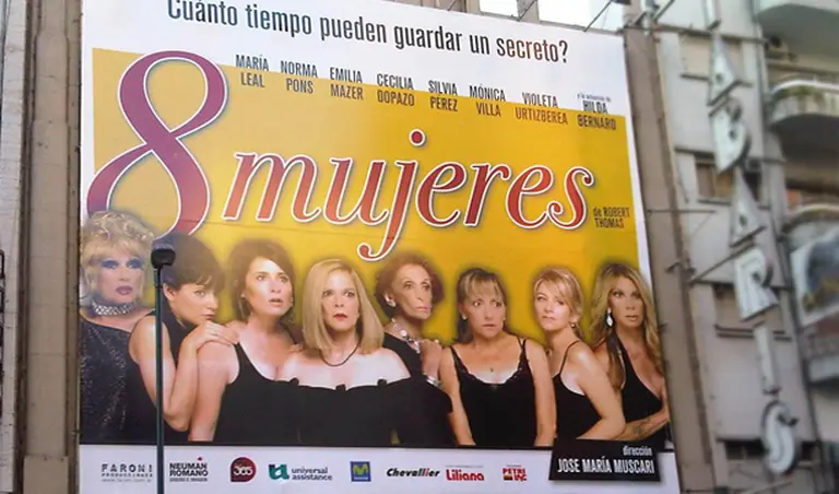 "8 Mujeres": una obra donde la comedia se mezcla con la intriga