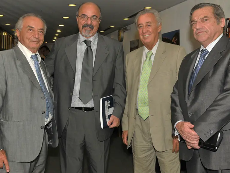 Empleados de comercio iniciaron negociaciones y piden un aumento salarial cercano al 29%