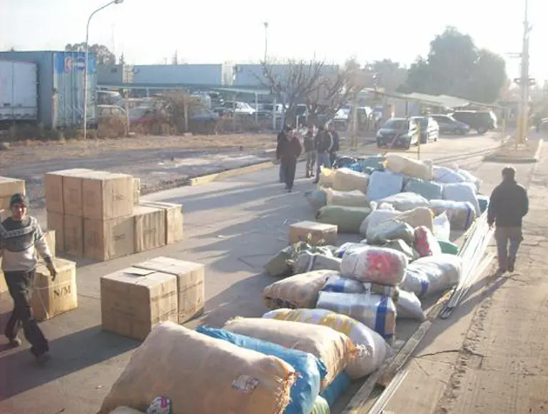La  AFIP secuestró en Tucumán mercaderí­a sin declarar valuada en más de $100 millones