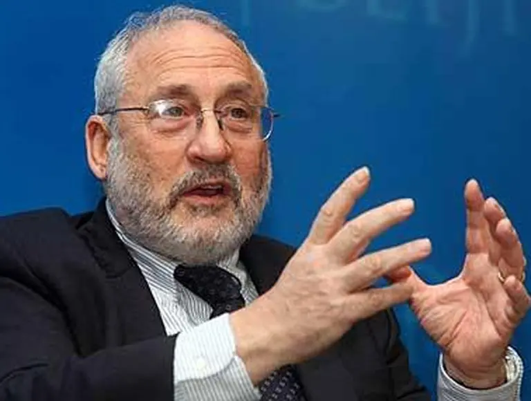 Para Stiglitz, el fallo sobre fondos buitre "es tendencioso y hace inviables los canjes de deuda"
